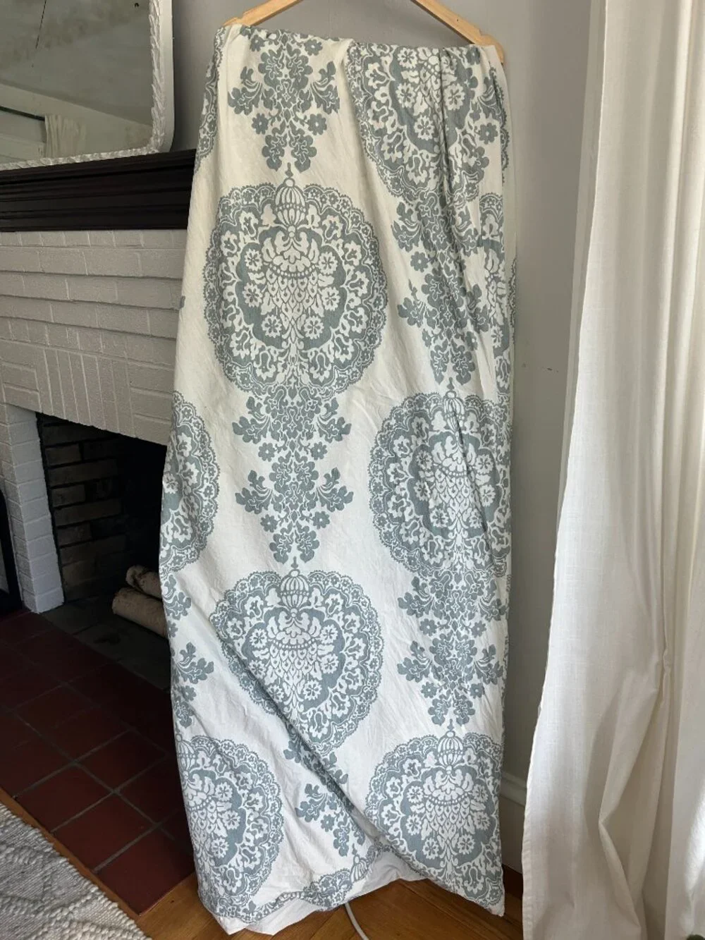 Pottery Barn Luciana Medallion Damask Motif Duvet Cover Queen/Full
